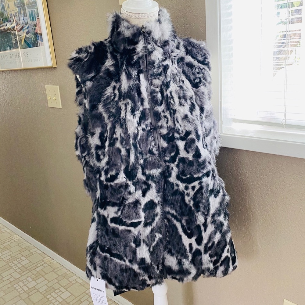Metric Knits reversible rabbit fur vest, Sz. L - Picture 2 of 16